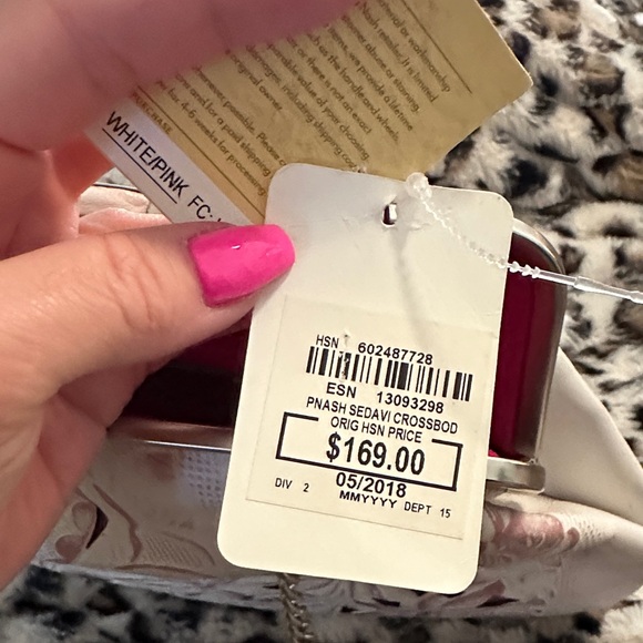 Patricia Nash Pink and White Floral Clutch - Picture 4 of 8